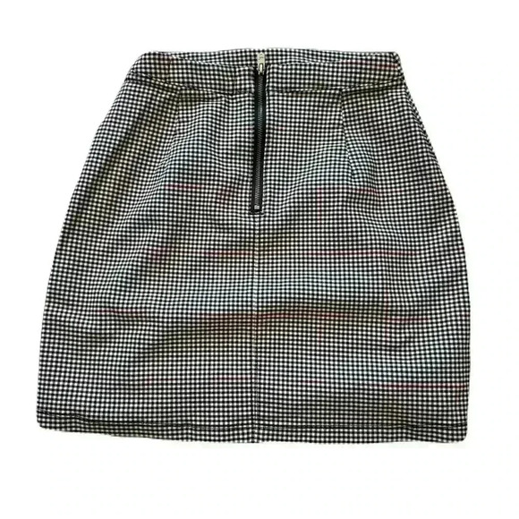 Women's Hollister Plaid Mini Skirt Size Extra Small Fall Fashion Checkered - Picture 2 of 3
